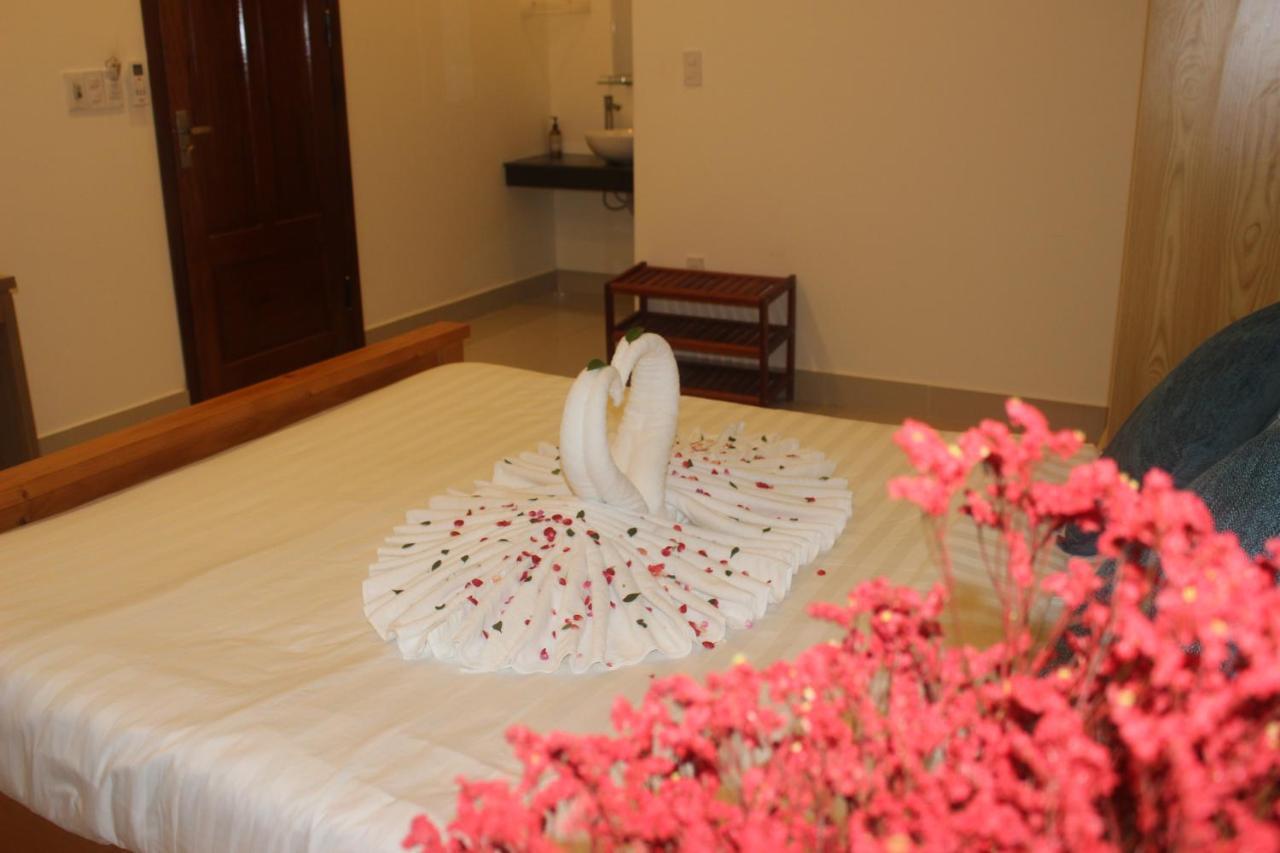 Sum Villa Hoi An An Bàn Extérieur photo